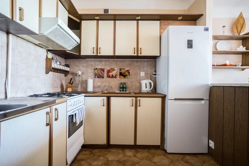 Elegant Apartment Market Square
