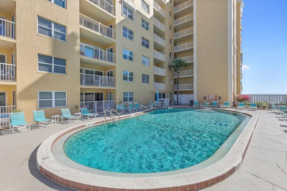 Ponce de Leon Towers 207
