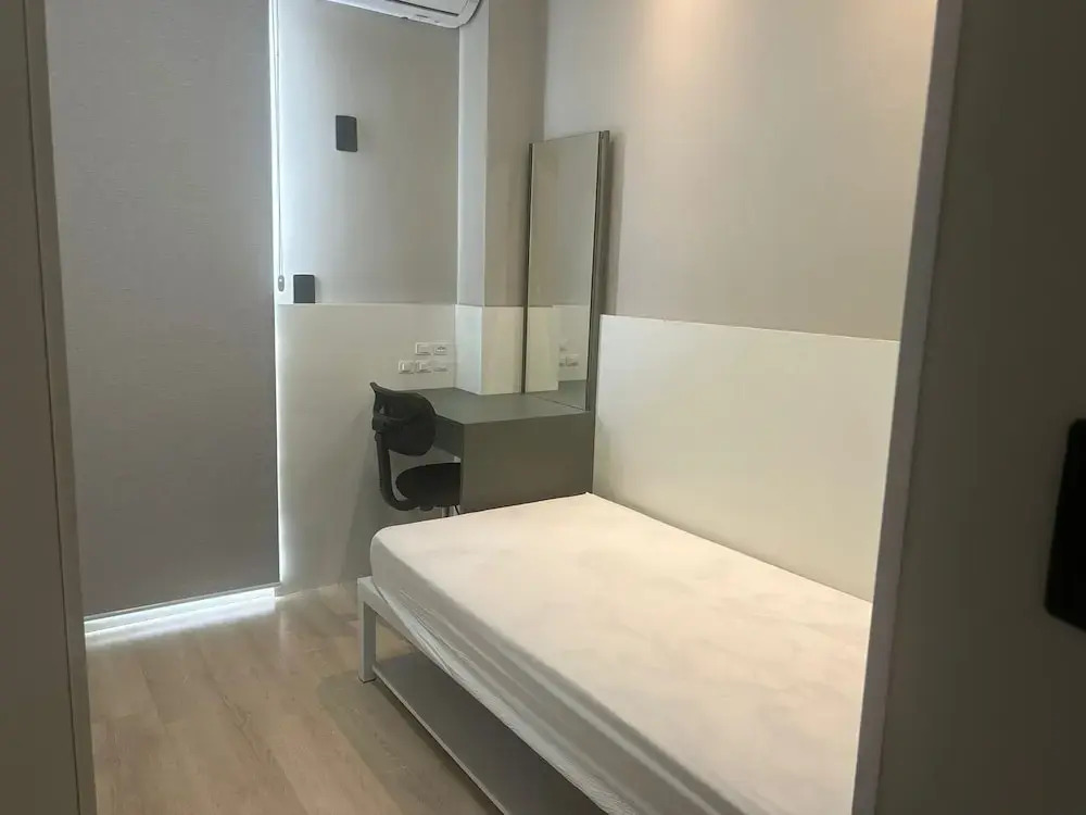 Geminado Casa 1 Alto Padrão  4 Quartos