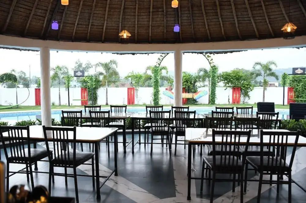 Prakaram Resort And Cafe