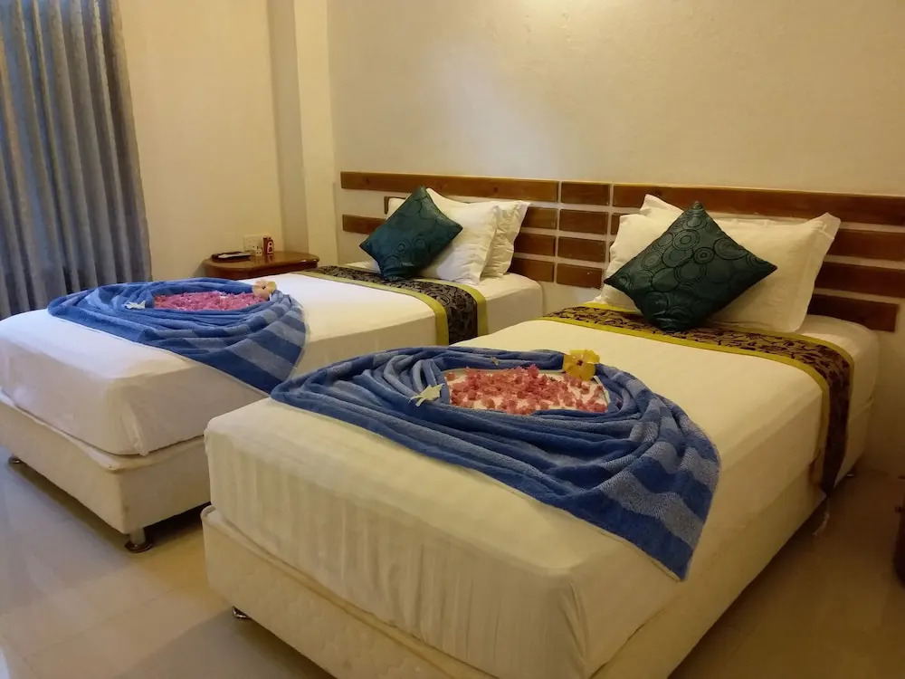 Ras Rana Lodge