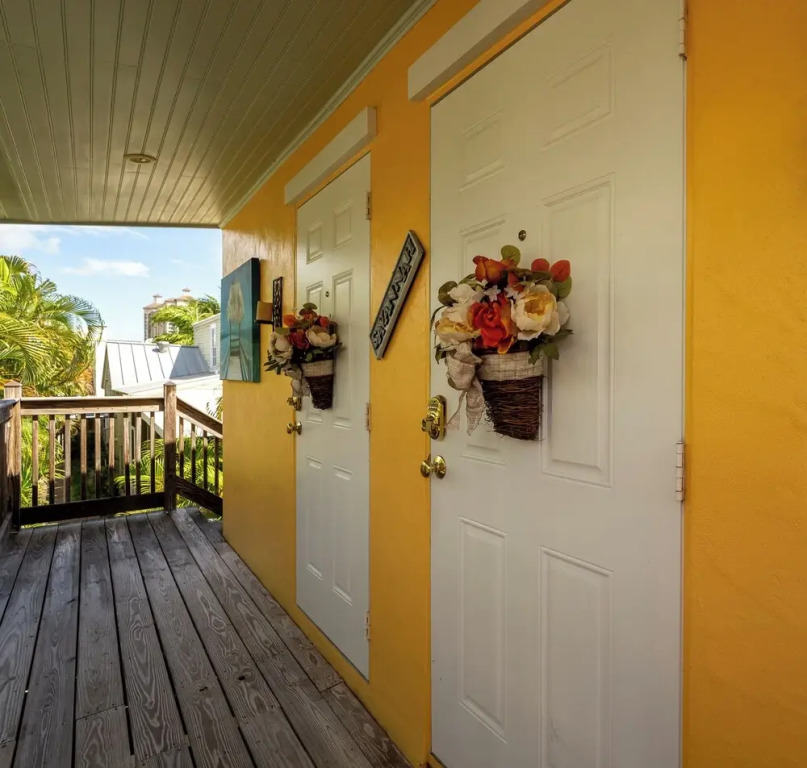 Savannah Apartment