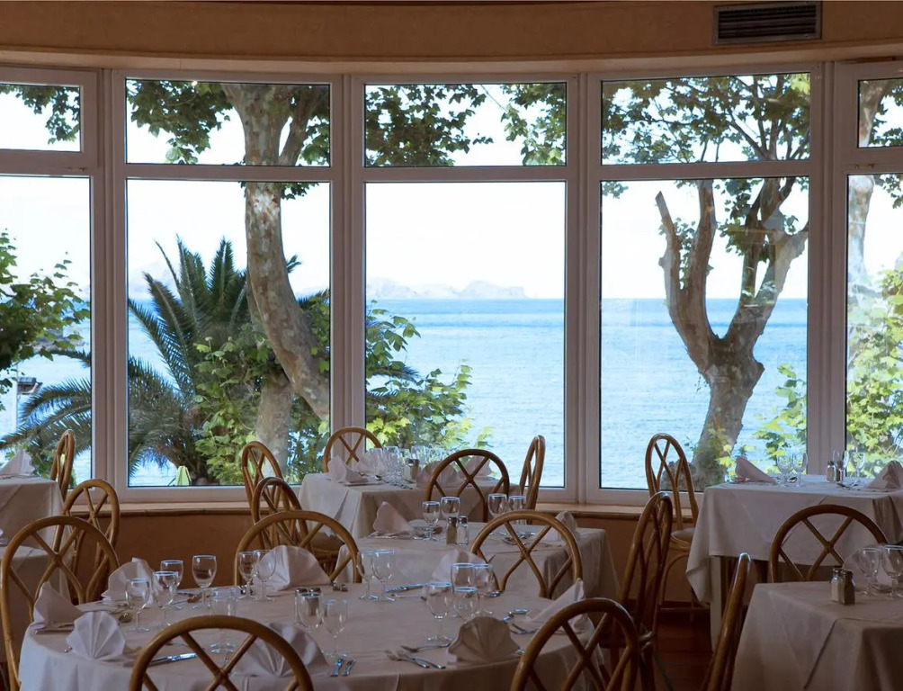 Baía Madeira Hotel