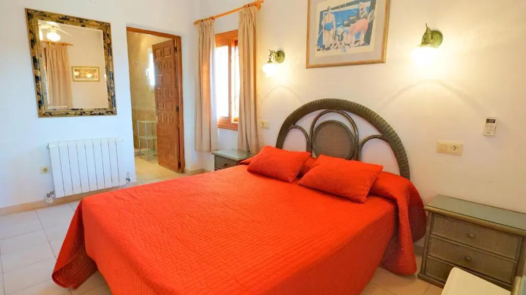 La Madrugada - Luxury Moraira Villa With Sea Views and Private Heated Pool