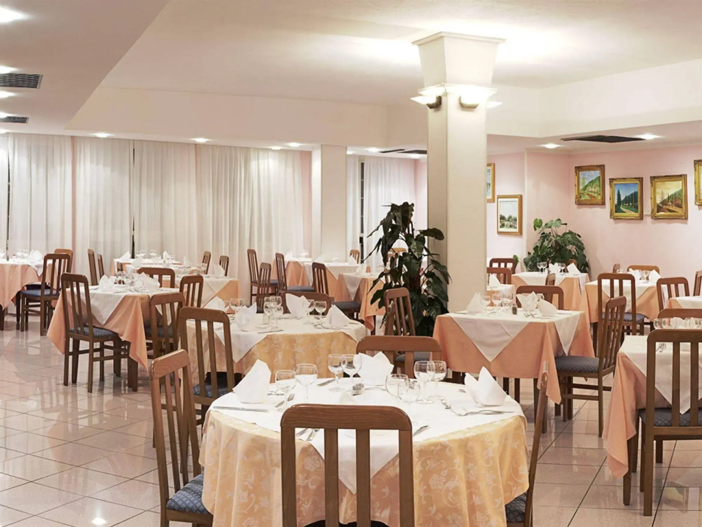 Hotel Majore