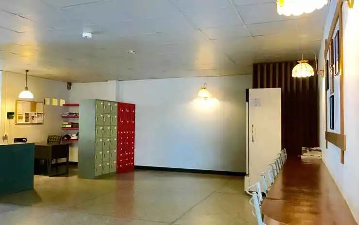 Summer Hotel