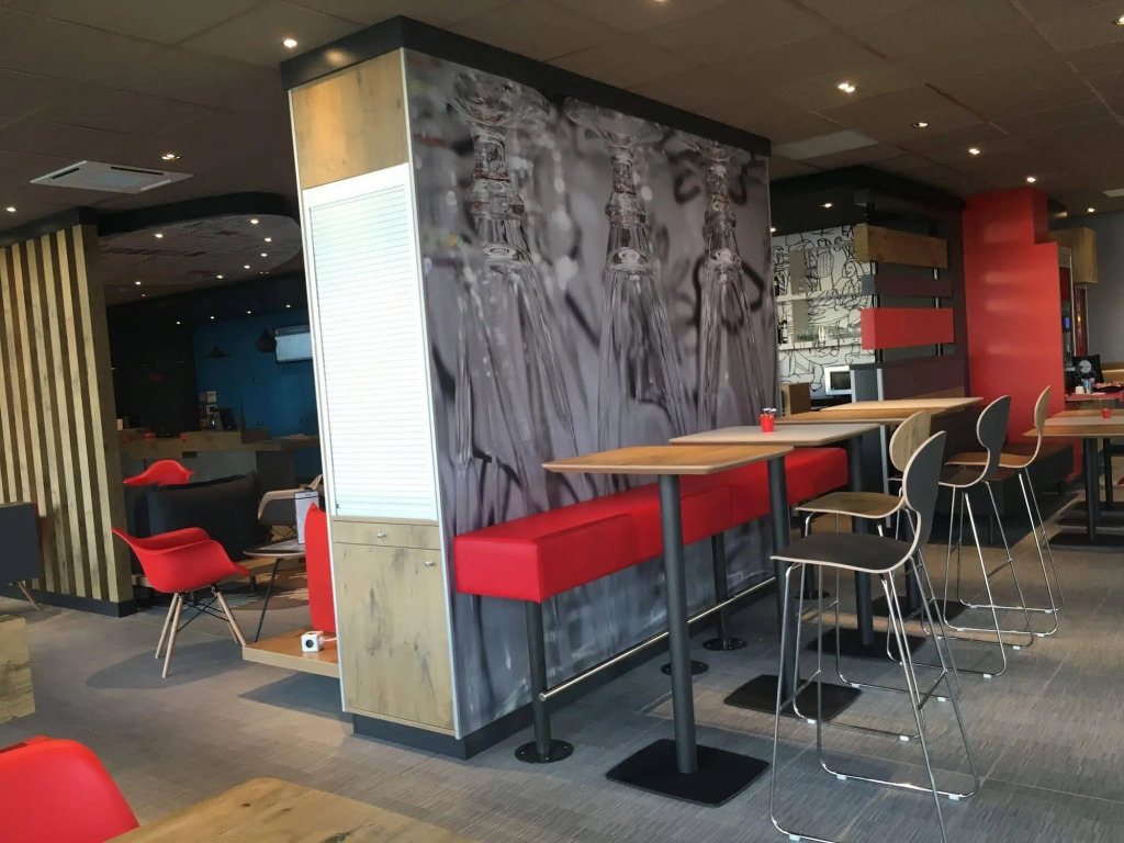 Ibis Niort Est Mendes France