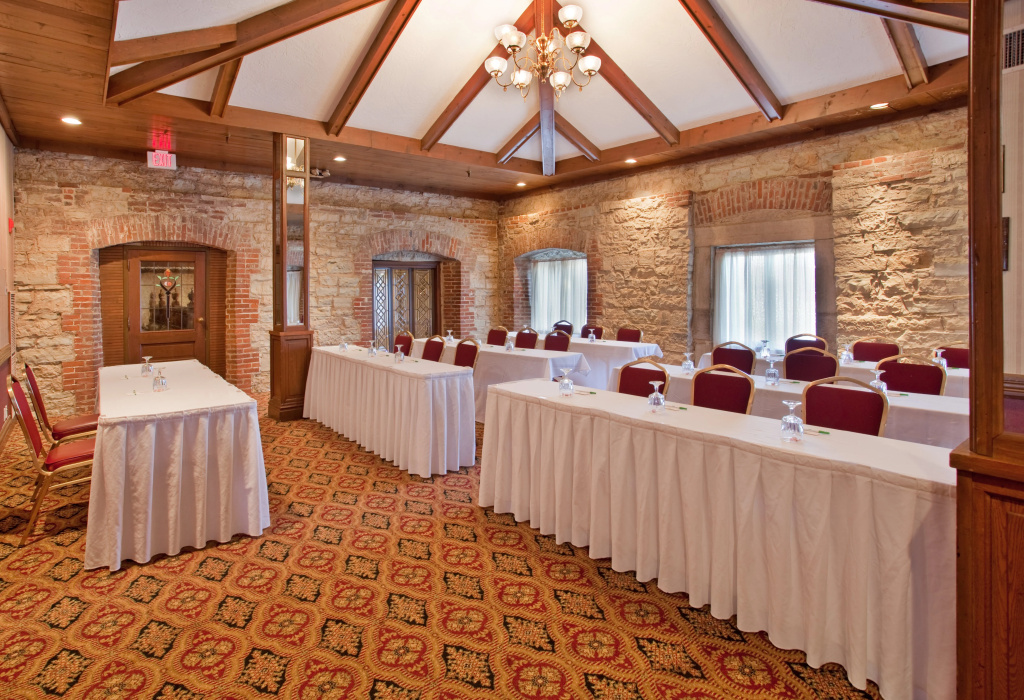 Holiday Inn At Six Flags Saint Louis by IHG