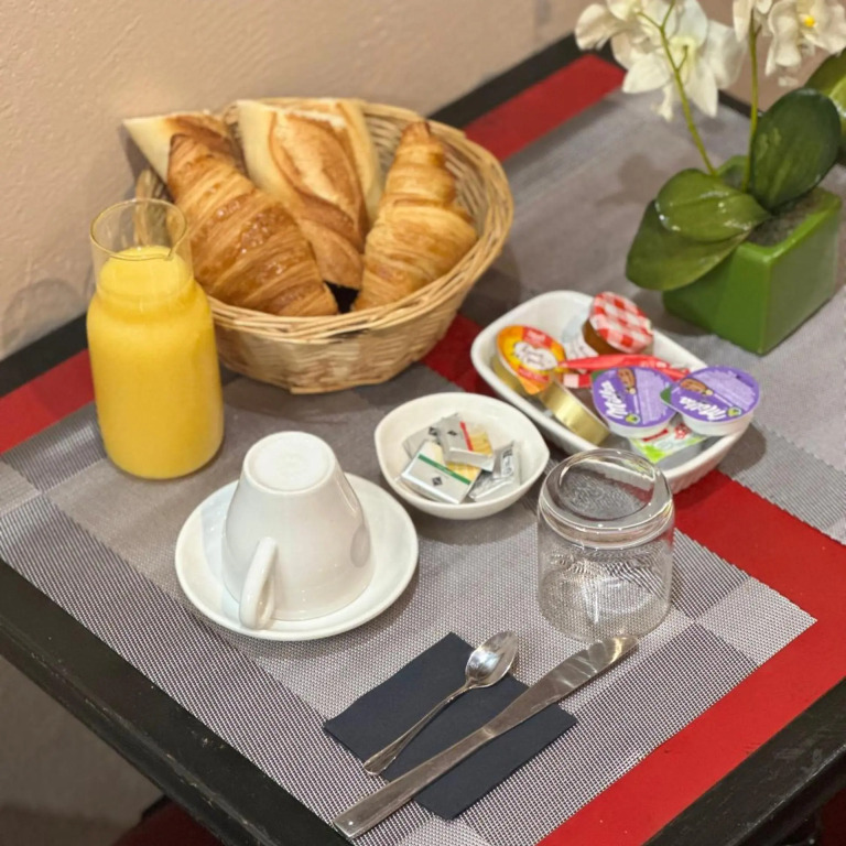 Hotel Victor Hugo