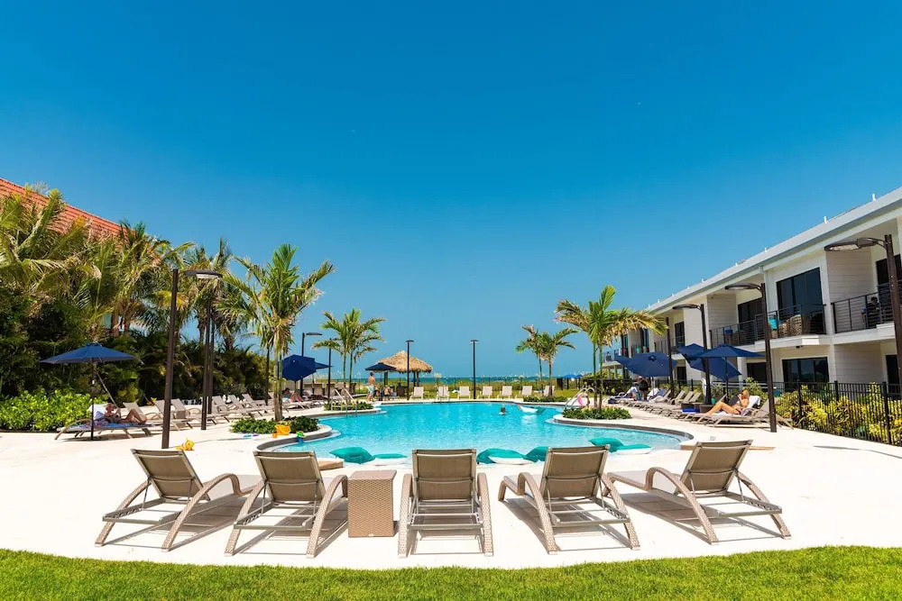 Aqua Cove