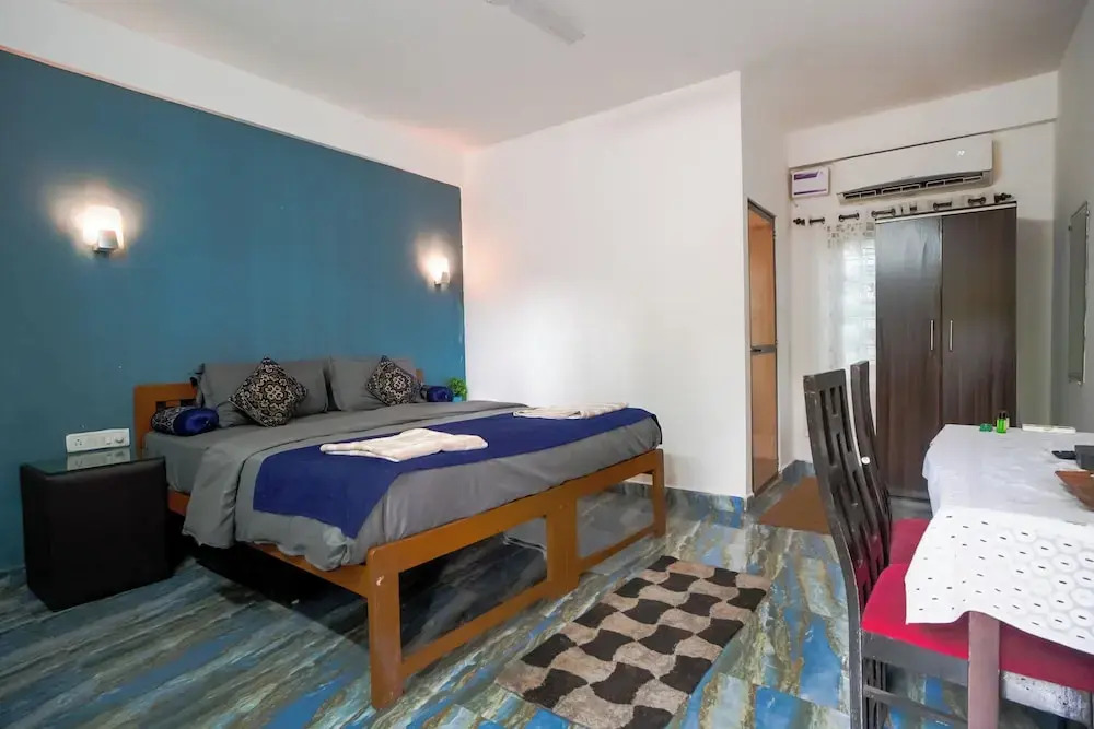 Janets & Johns Beach Resort