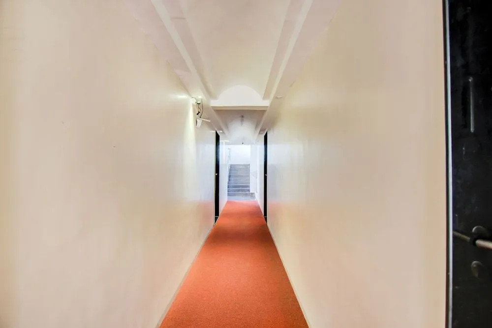 FabHotel Truvic
