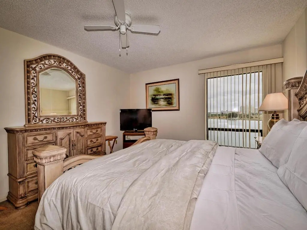 440 West 902N Waterfront 2 Bedroom 2 Bathroom at 440 West 23127
