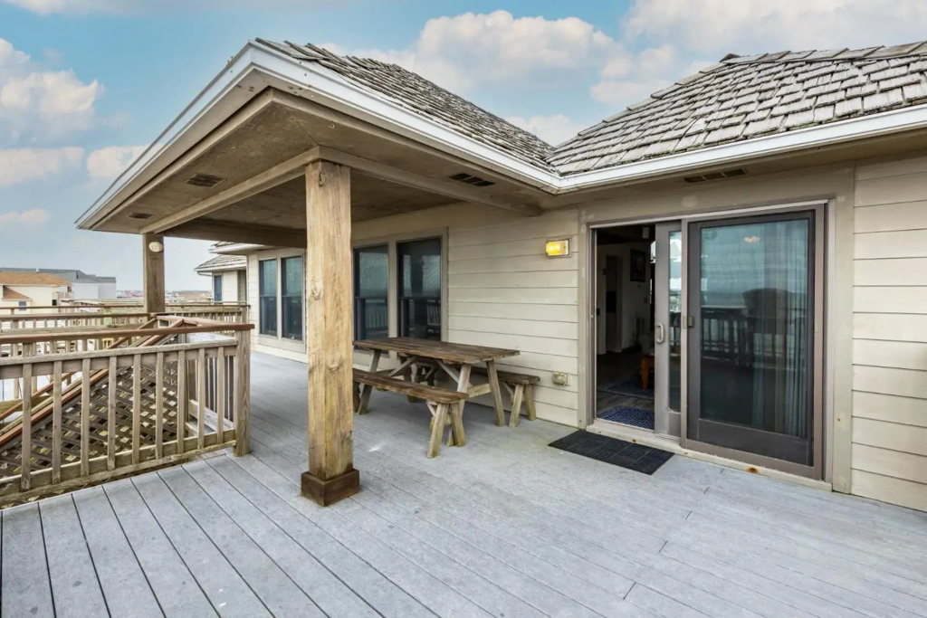 SCR3B - Scrimshaw Penthouse