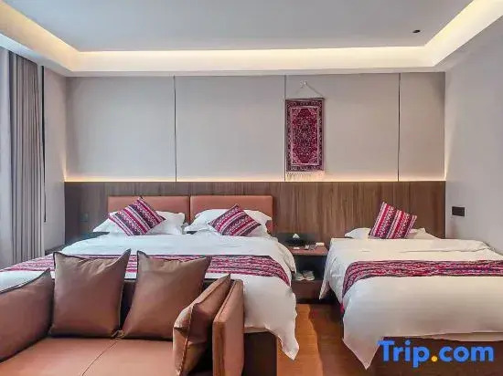 Huajian Minsha Hotel (Youhao Fashion Shopping Center)