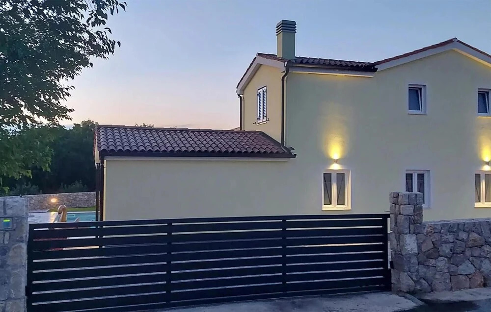 Amazing Home In Dobrinj