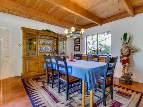 Donner Lake Cedar Lodge