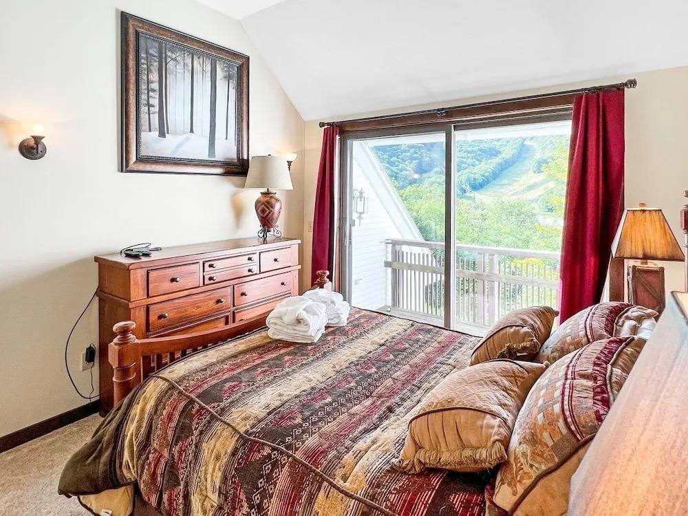Sunrise - W Glade J-1 Brought to you by GetAway Vacations