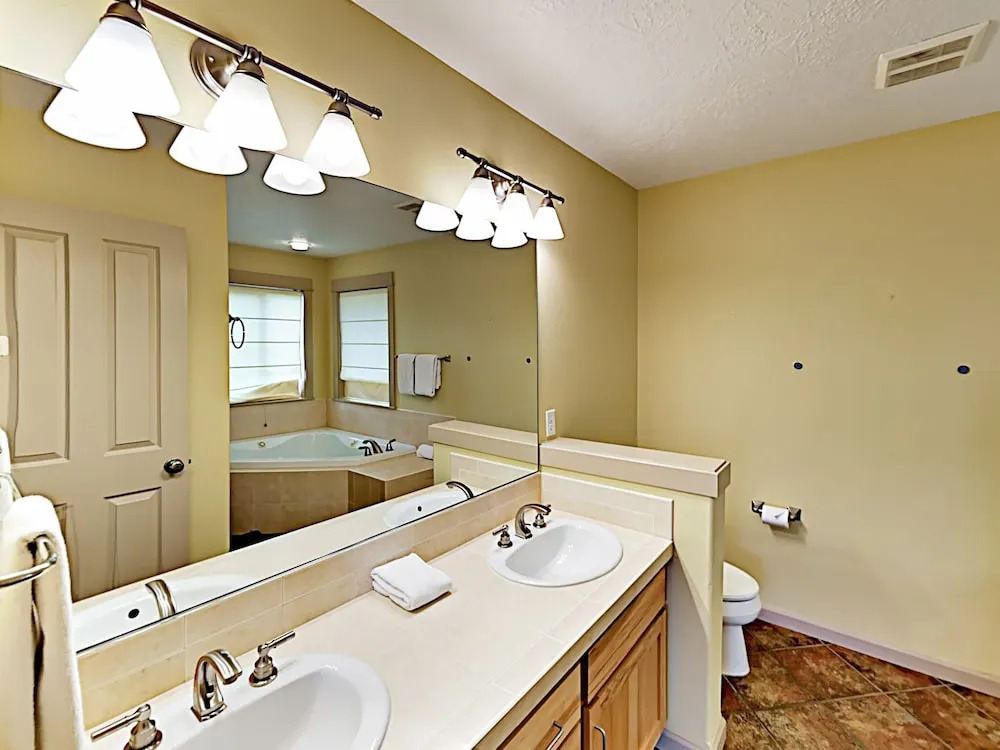 Posh - 3 Br Home