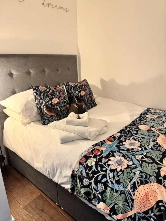 Stunning 1-bed Private Apartment in Norwich