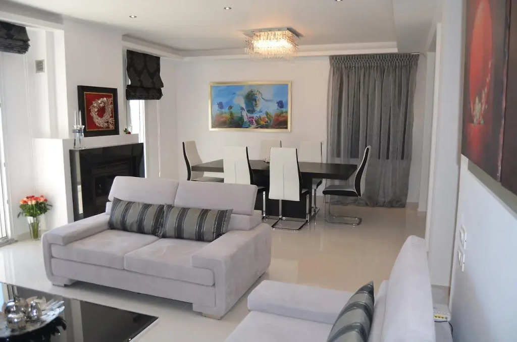 Achillion Luxury Corfu Villa & Suites