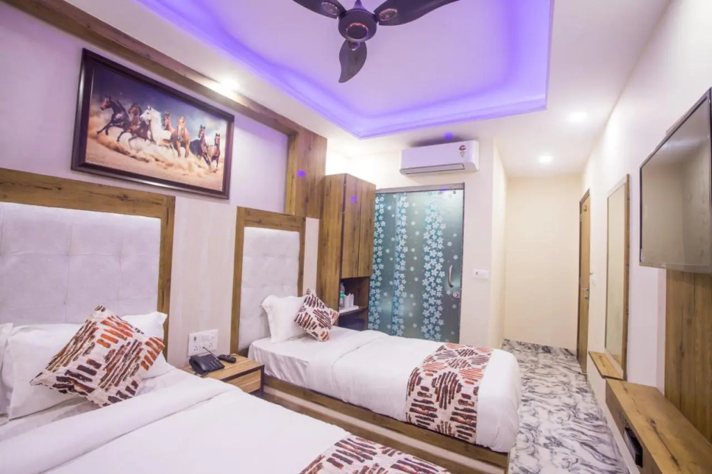 Hotel Harsha International