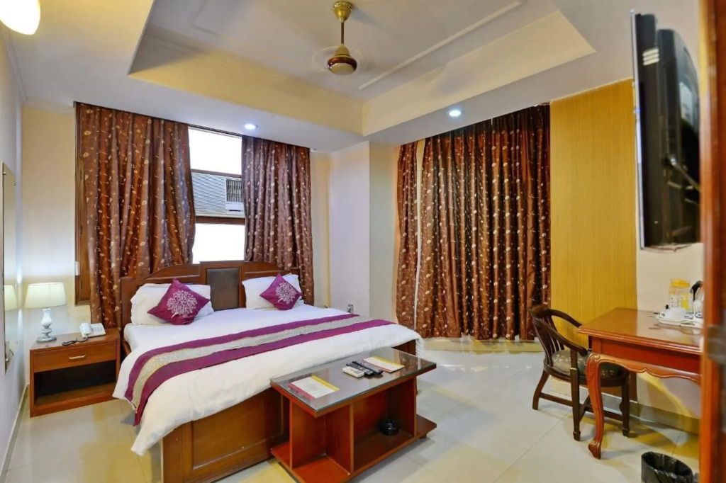 Kashish Residency - Premium Rooms