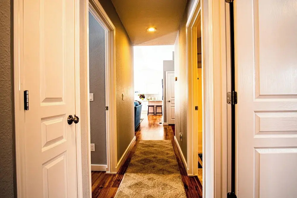 In the Heart of Hailey; Private Pet-friendly 3 Bedroom Home With Garage