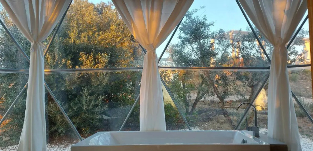 Glamping Skies