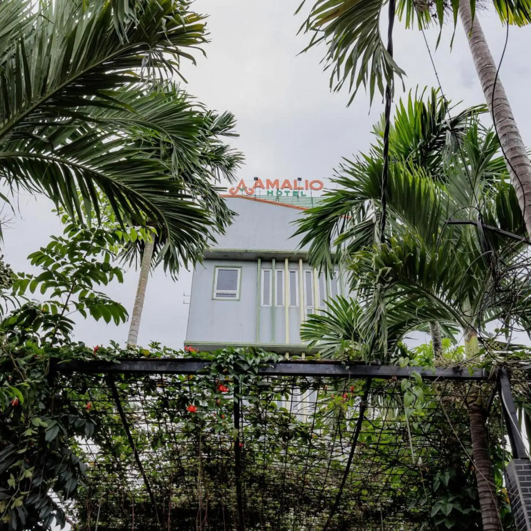 RedDoorz Plus at Amalio Hotel Surapati