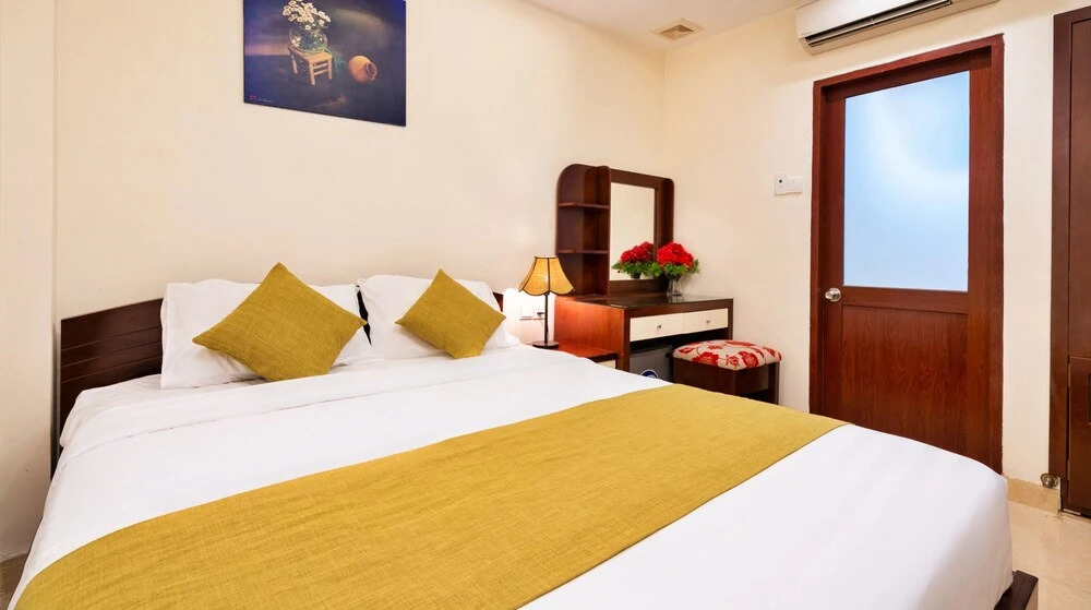 HANZ Front Green Park Hotel
