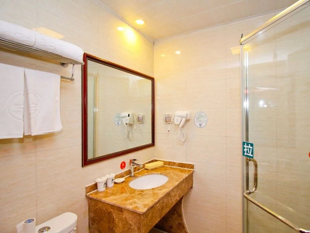 GreenTree Inn LiuAn Huoshan County Economic Development Zone Hotel