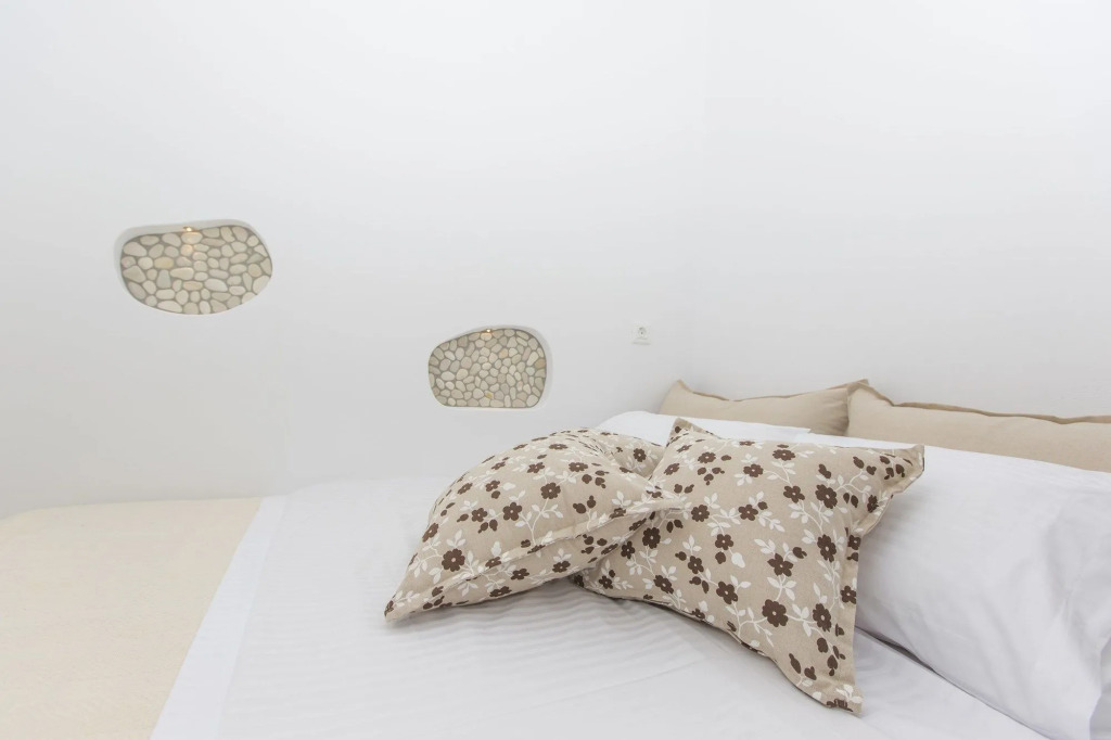 Emery Suites