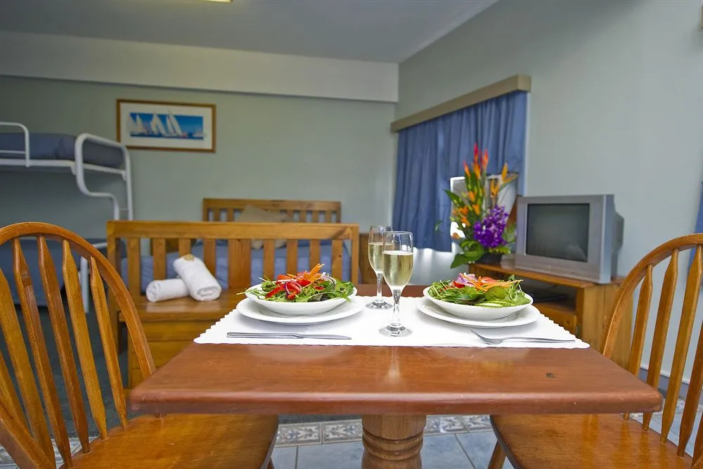 Seabreeze Hotel