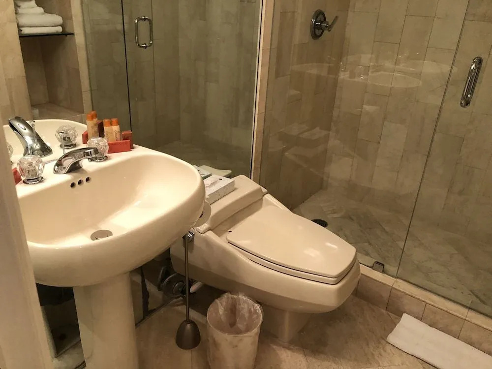 Alexander by Design Suites