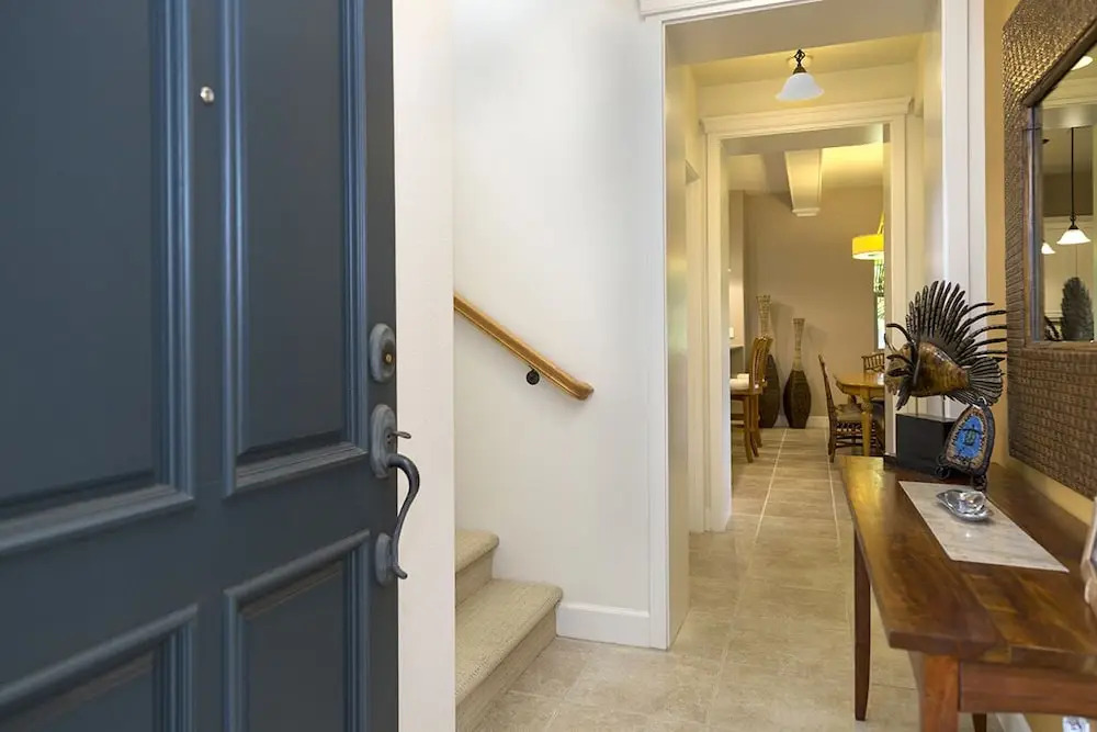 N Kaniku Unit 2002 - 3 Br Townhouse