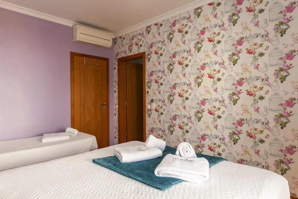 C08 - Ladeira do Convento 3 Bed Apartment in Lagos