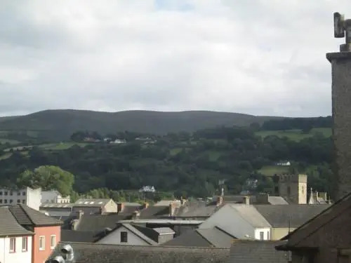 Fennessys Hotel