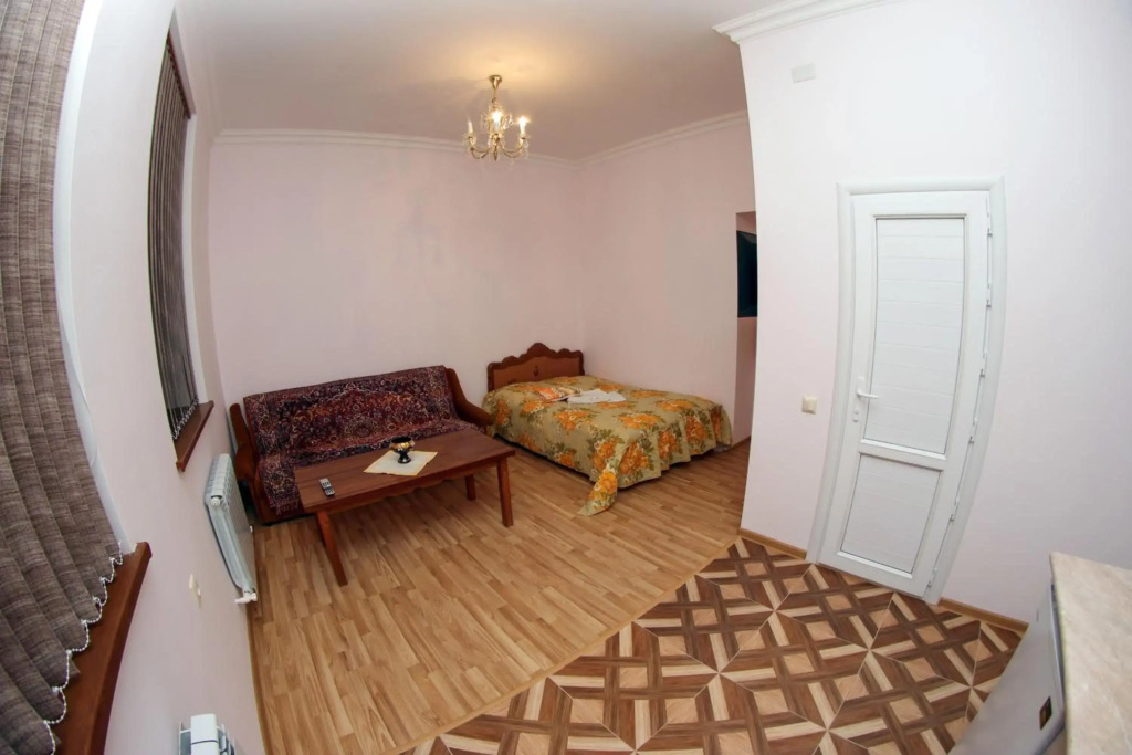 Vanand Guest House