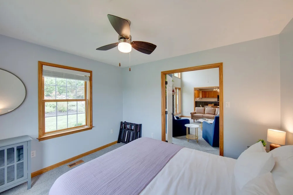 Game Room & Covered Patio: Hummelstown Hideaway