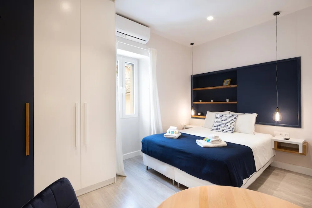 Corfu Town Twin Studios- Liston area