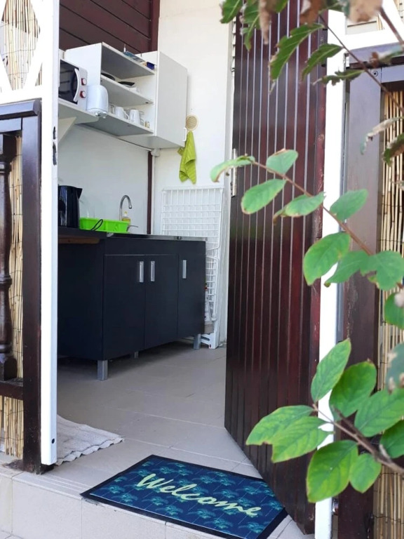 Studio in Le Moule, With Wonderful sea View and Wifi