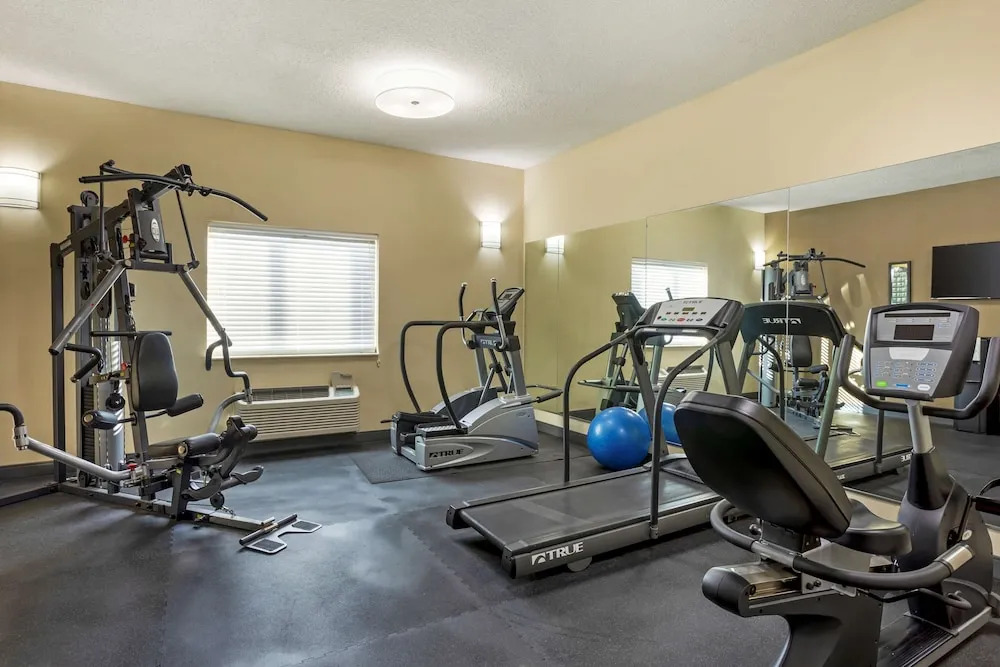 Holiday Inn Express Searcy