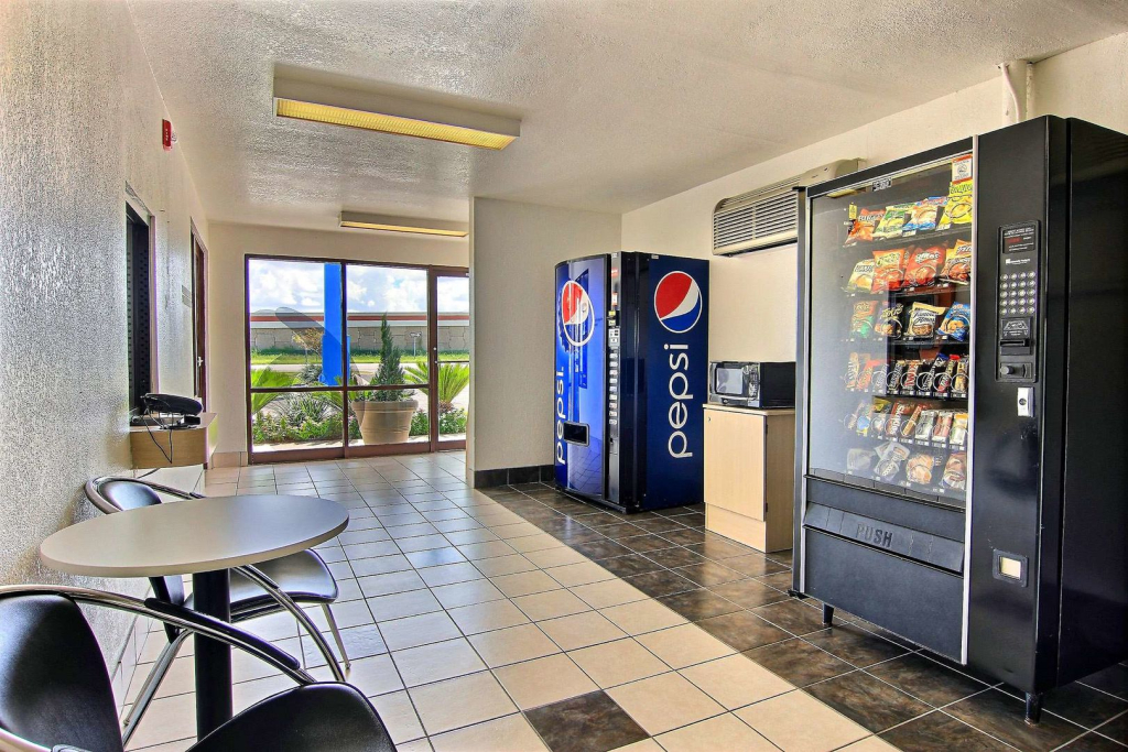 Motel 6-Kingsville, TX