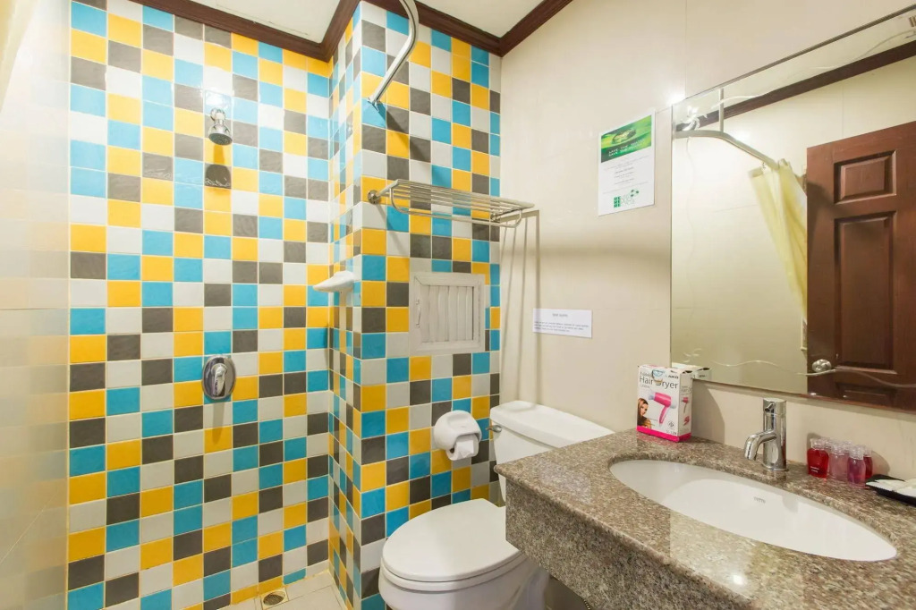 Marina Boutique Suites