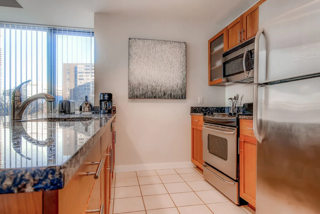 Global Luxury Suites at West End