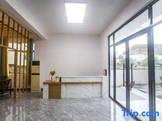 Weizhou Island Banxia Yunjian Homestay (Shell Beach)