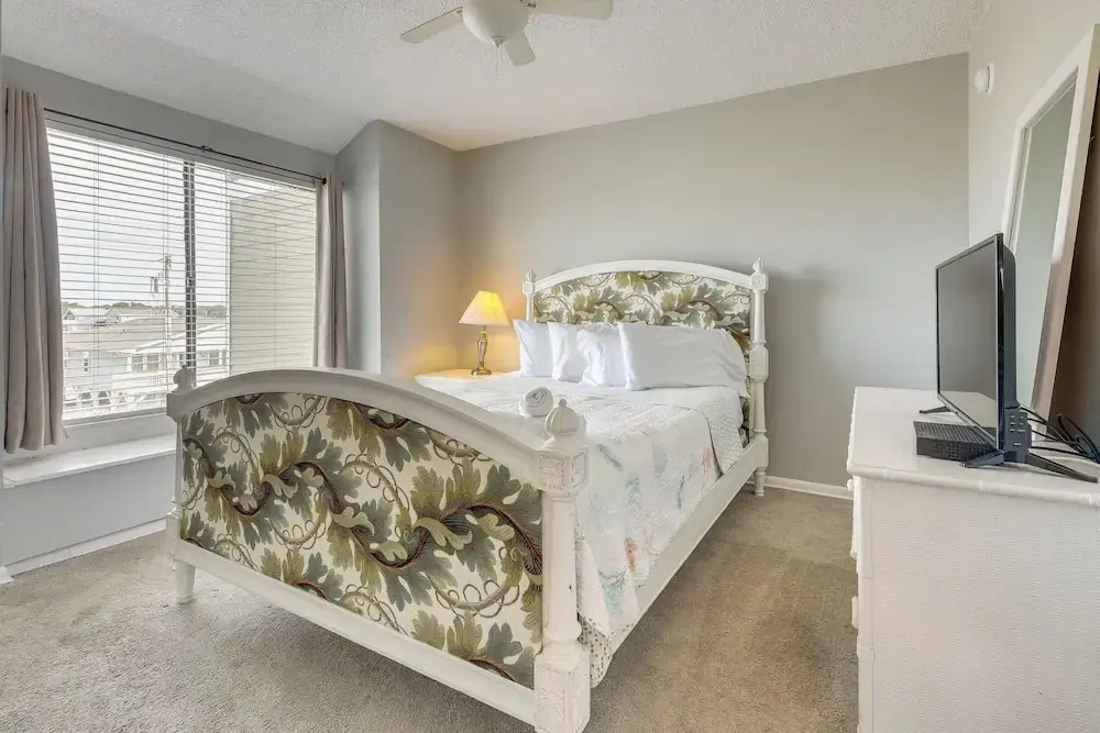 Steps to Sand + Pool! 3rd-floor Myrtle Beach Condo