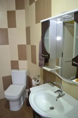 Hotel Amirani