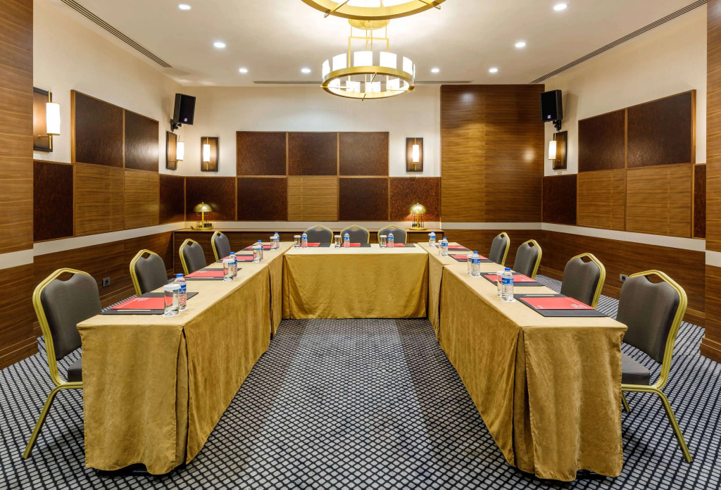 Ramada by Wyndham Istanbul Golden Horn